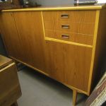 715 4700 Sideboard